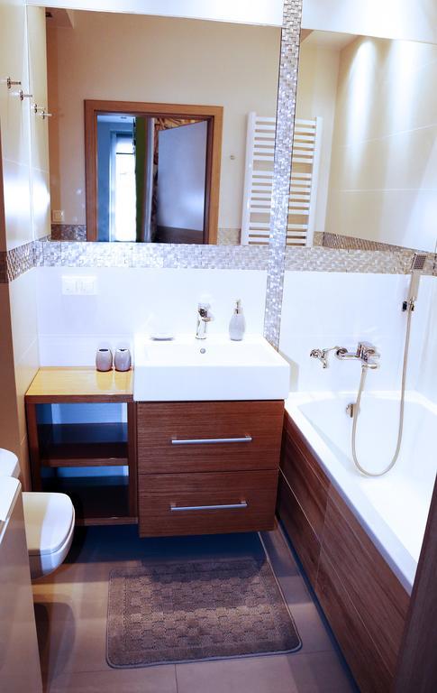 Apartament Teresa W Uniejowie Εξωτερικό φωτογραφία